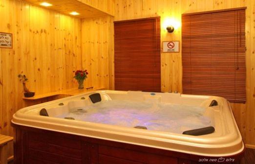 Suites & Spa Galilee Qiryat Shemona Buitenkant foto